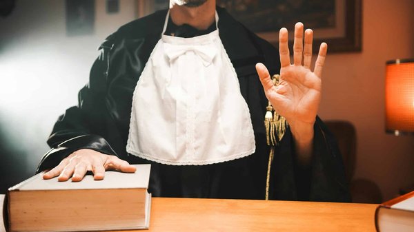 Services de traduction assermentée : qui contacter ?